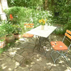 Mit Charme In Pillnitz Dresden